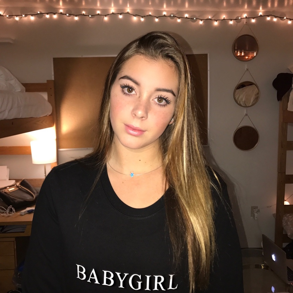 Meet your Posher, Abby